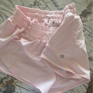 Lululemon Hotty Hot Low-Rise Lined Short, 2.5” size 10, strawberry milkshake🍓🥛
